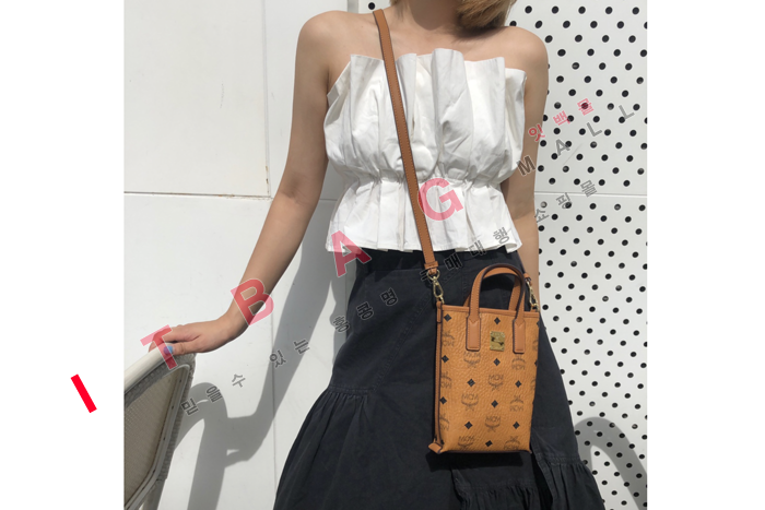 MCM   Aren ���佺 ũ�ν��ٵ�� M83017