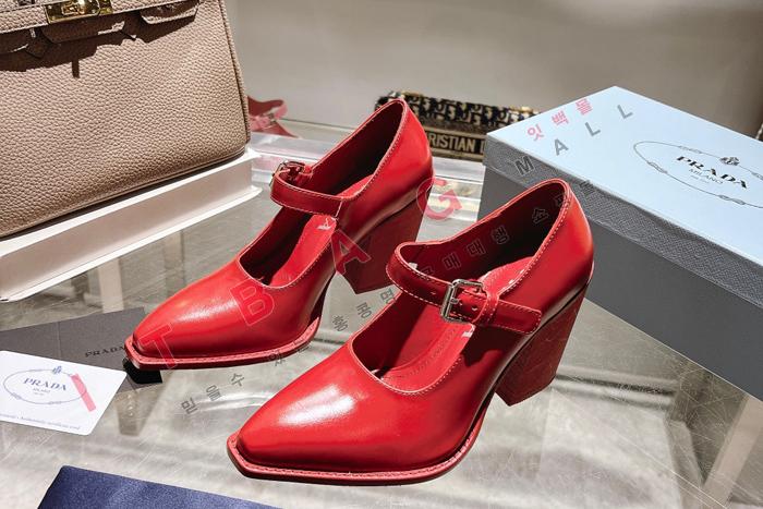 ����� �귯�õ� ���� ������  SH6558-2      9CM