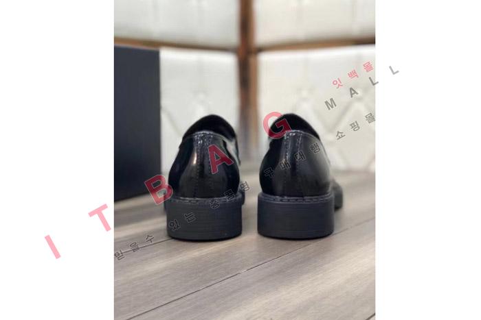 ����� ���� ����  ���� YF9647