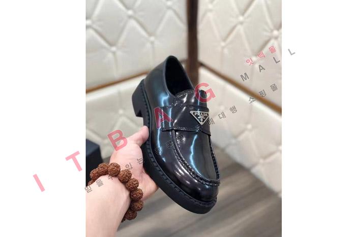 ����� ���� ����  ���� YF9647