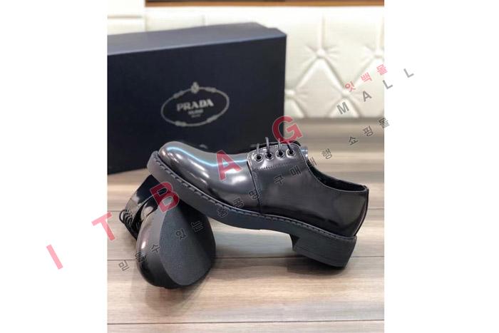 ����� ���� ����  YF9653