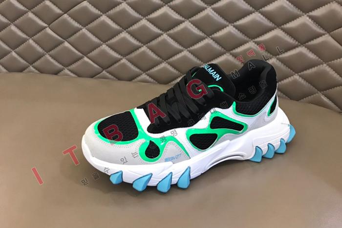 �߸� ���̽�Ʈ Ʈ���̳� ����Ŀ�� SP5874