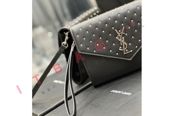 �Ի��ζ� ���׷�  Ŭ��ġ�� 617662-5  