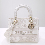 ��� �̵��  D-���̵��  DR90197-8