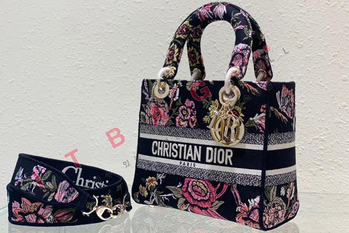 ��� �̵��  D-���̵��  DR90197-9