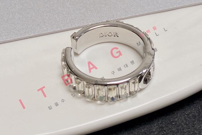 ��� ���� SY4596