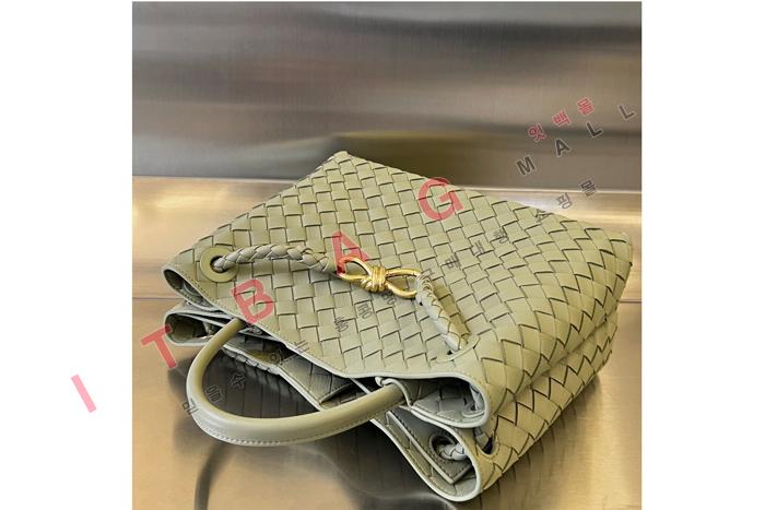���װ� �ȵ�Ƹ� �̵�� ž �ڵ��  SF743572-3  24/�Ż�