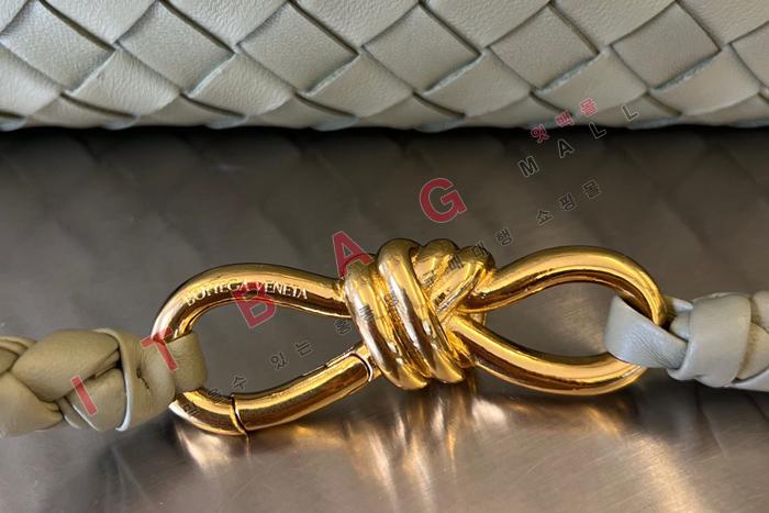 ���װ� �ȵ�Ƹ� �̵�� ž �ڵ��  SF743572-3  24/�Ż�
