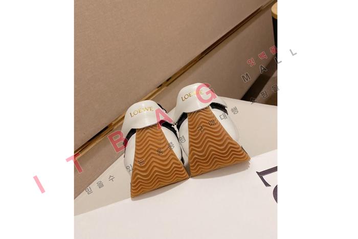 �ο��� MYB6871-1       ��������