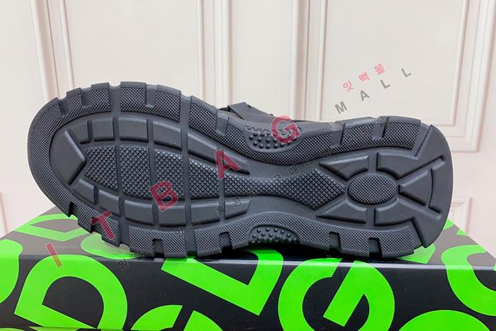 ��ü�ذ��ٳ� ��������  ����Ŀ��  YIBU1602-7