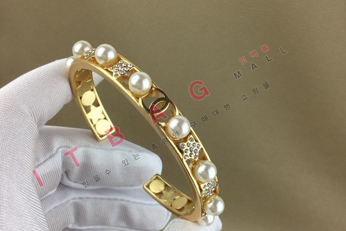 ���� ����  SY4621