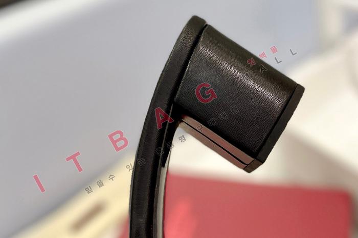�߷�Ƽ�� ����ٴ� V�ΰ� �� ���� ������  YIBU1622     5.5CM