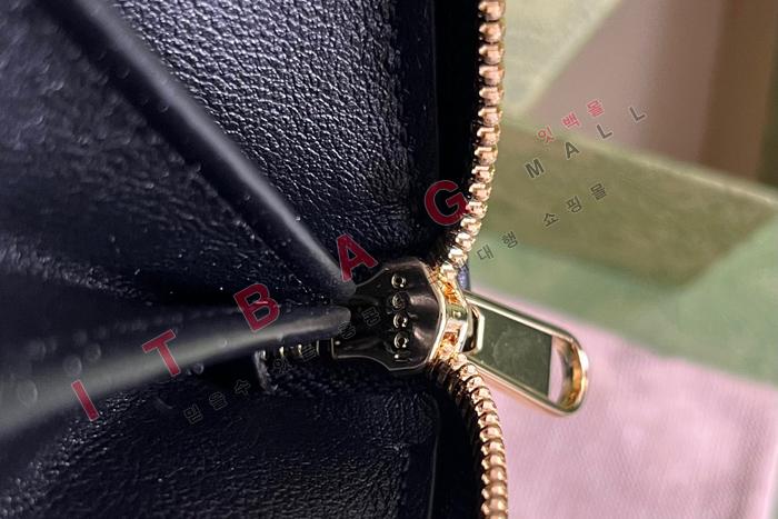 ���� ���е� ���� ������ 725216