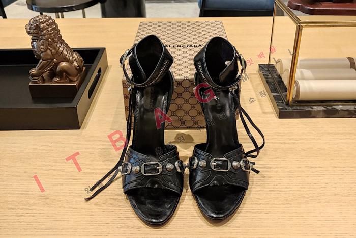 �߷��þư� ī�� �� ����   YIBU1643     10.5CM