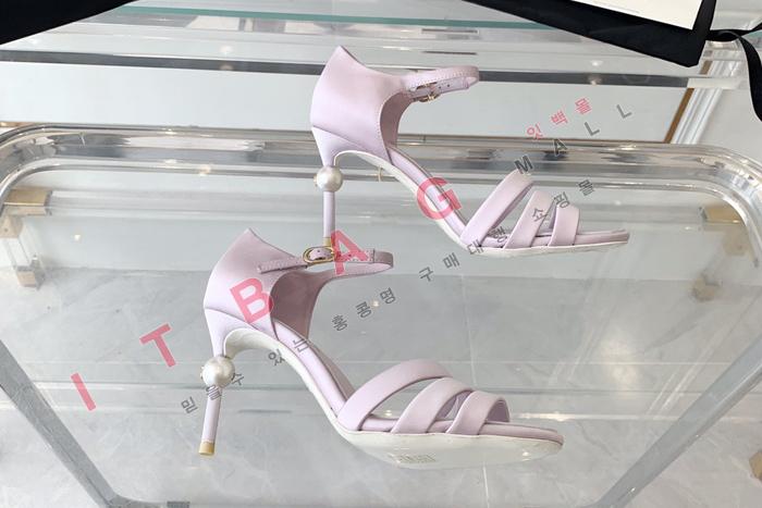 ���� �� ����  YIBU1622 