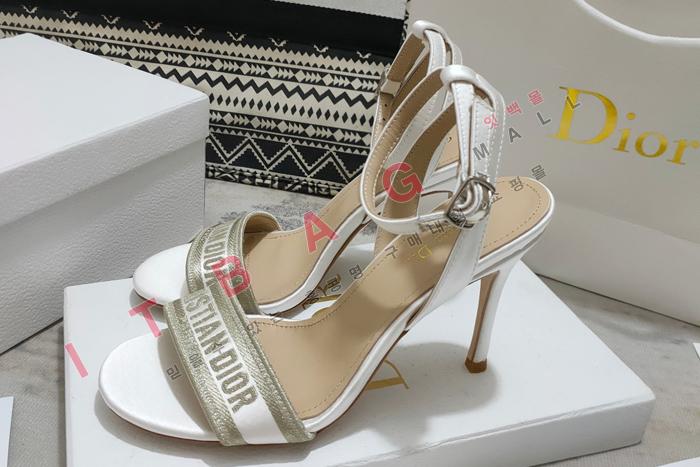 ��� ����� �� ����  SH6586 