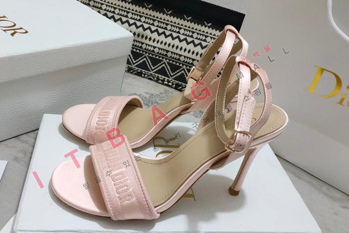 ��� ����� �� ����  SH6586-3