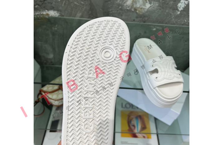 ������ ���� ������ YIBU1640