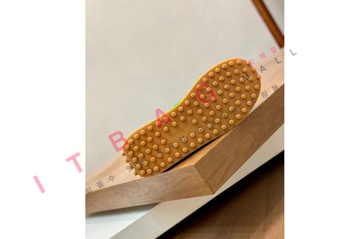 �䷹����  ���� ����Ŀ��  LP7841-2