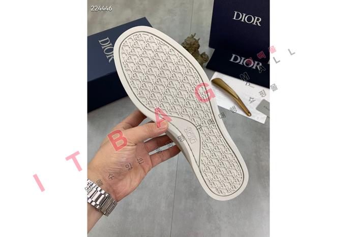 ��� ���� ����  MYB3875