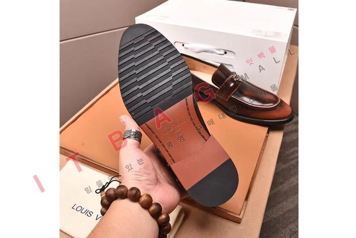 ���̺���  ���� ���� LP84670