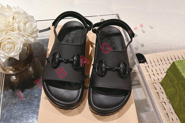 ���� Ȧ���� �� �÷��� ���� SH6604