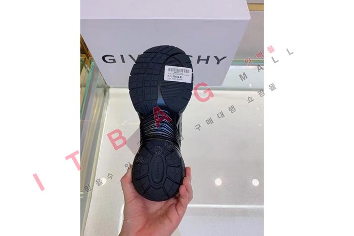 ����� ���� ��Ʈ ����Ŀ�� YF8897-1