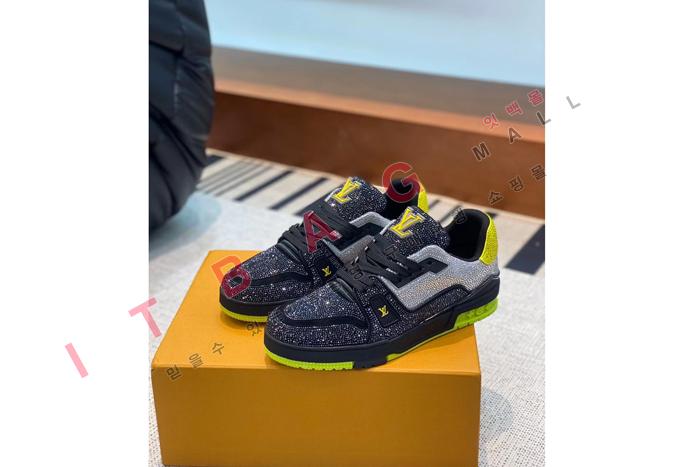 ���̺��� Ʈ���̳� SP8944        ��������