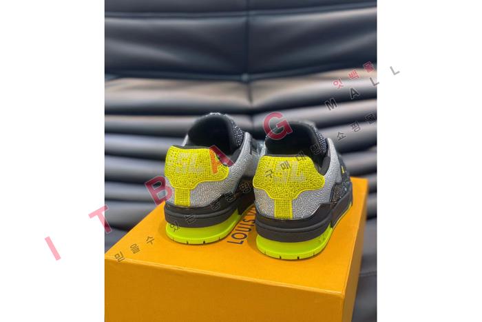 ���̺��� Ʈ���̳� SP8944        ��������