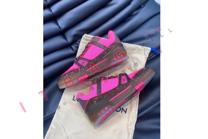 ���̺��� Ʈ���̳� SP8944-1        ��������