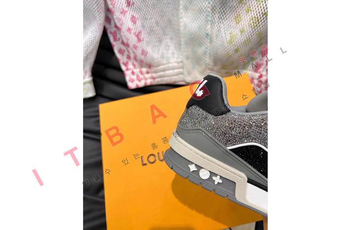 ���̺��� Ʈ���̳� SP8944-3        ��������