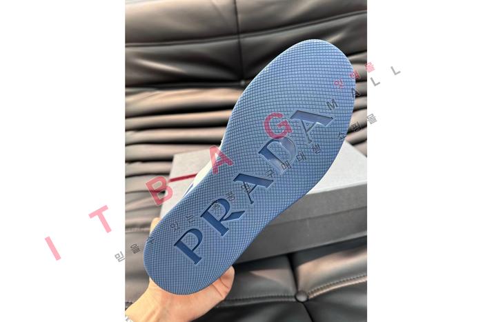 프라다 남자 스니커즈 SP8945