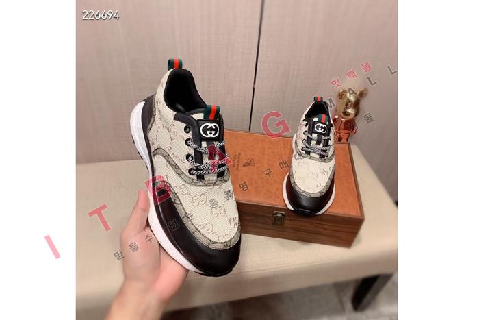 ���̺���  ���� ����Ŀ�� MYB9747