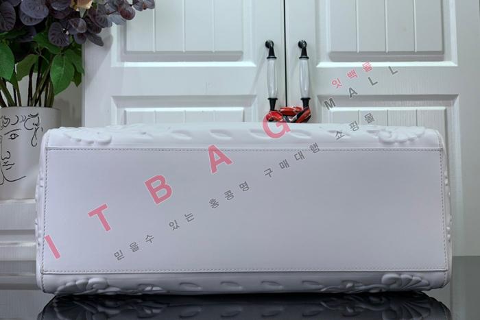 ���̺��� ���� �� �ö� ��Ʈ��  M21841 (�����̾�)