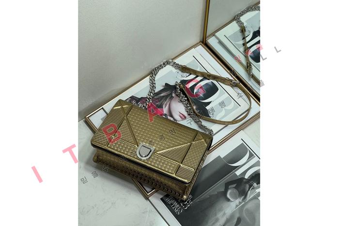 ��� AMA  ����/�̵�� ü�ι�   DR90226-2