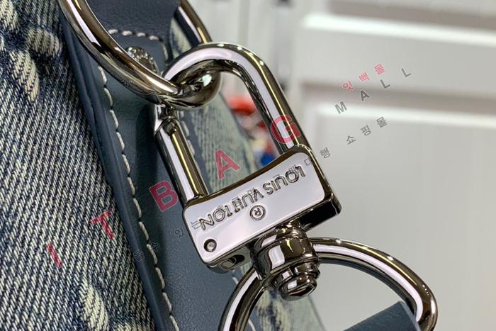 ���̺��� Ű�� �ݵѸ��� 25  M22762