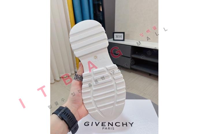 ����� ���� ����Ŀ�� MYB1331