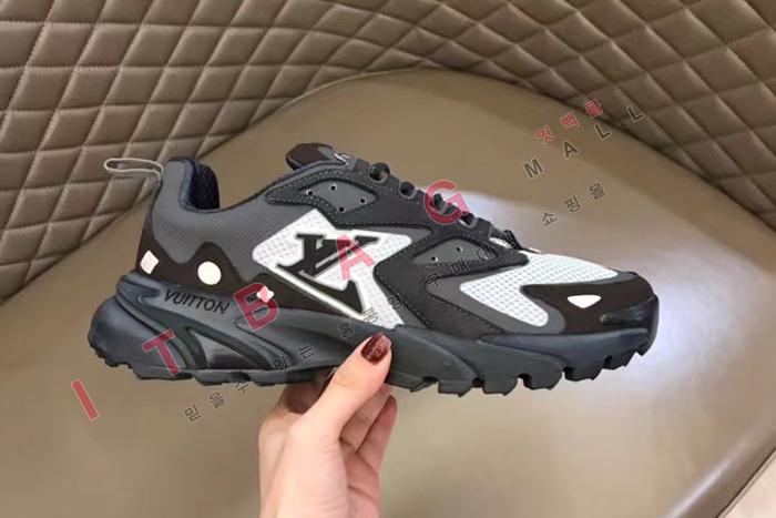 ���̺��� ���� ��ƽ ����Ŀ�� YF1340