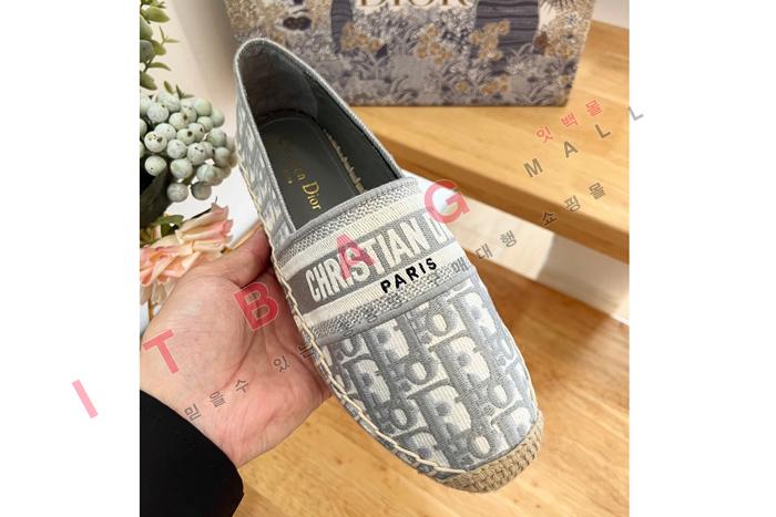 ���  �����ĵ帮��  YIBU1720
