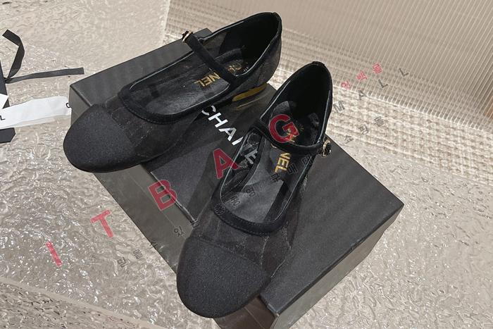���� �߷�����  ��ȭ   YIBU1725