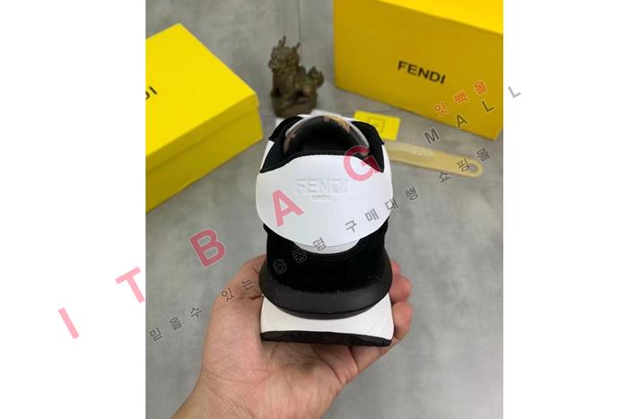 �ҵ� ���� ����Ŀ�� LP8331