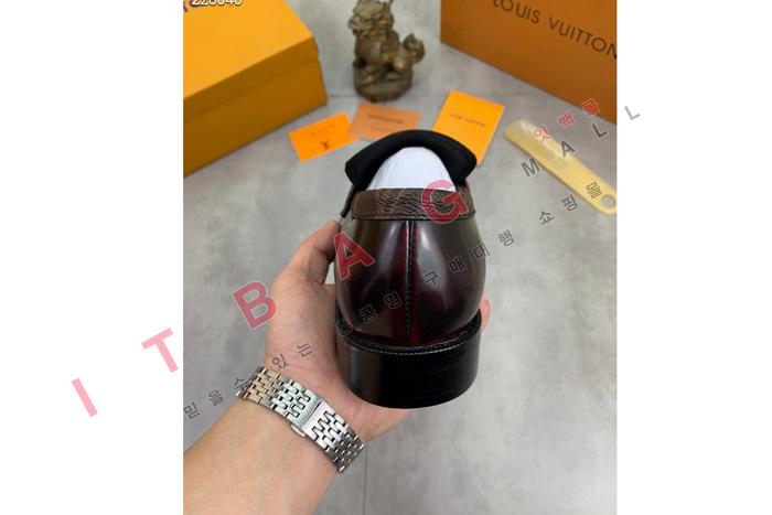 ���̺���  ���� ���� MYB5122