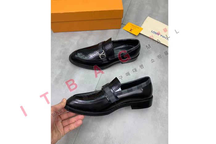 ���̺���  ���� ���� MYB5123