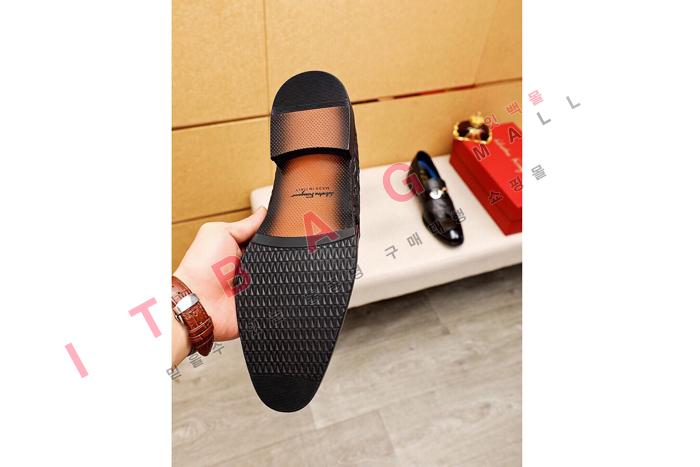 �䷹����  ���� ���� MYB8422