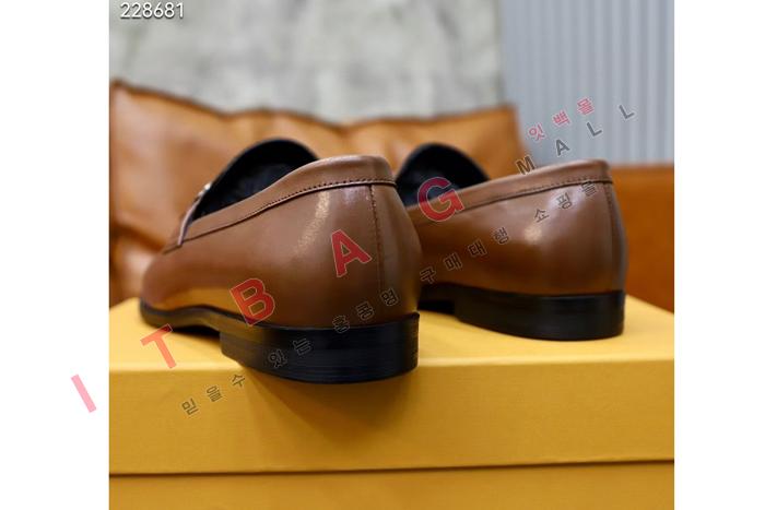 ���� ���� ����  MYB8645