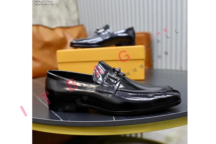���� ���� ����  MYB8127