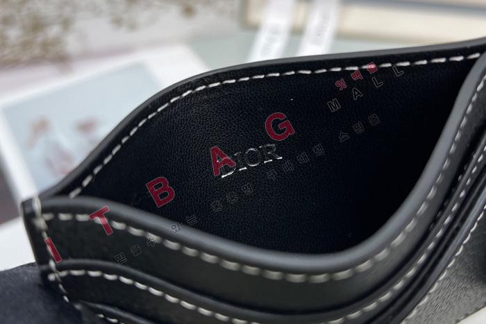 ��� SADDLE ī�� ����   A82348