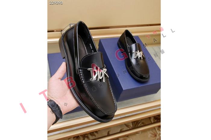 ��� ���� ����  MYB6495