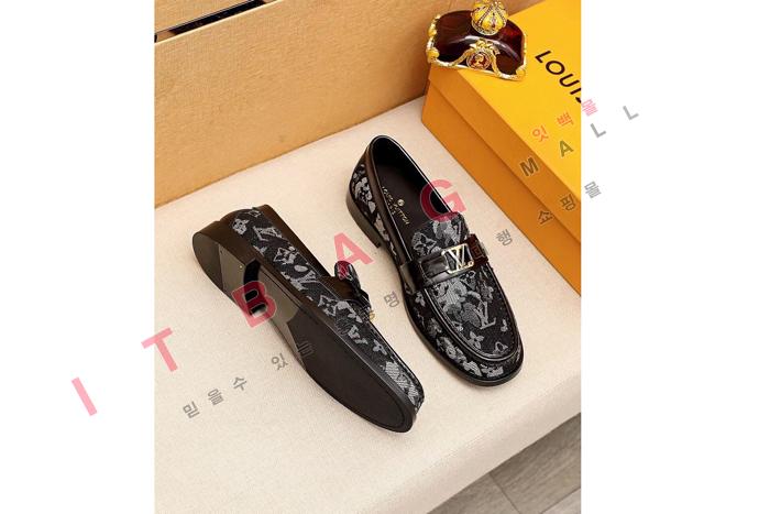���̺���  ���� ���� MYB0132