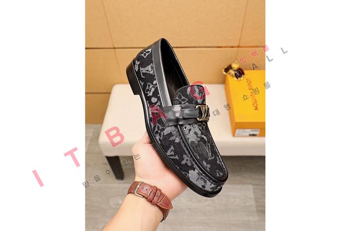 ���̺���  ���� ���� MYB0132
